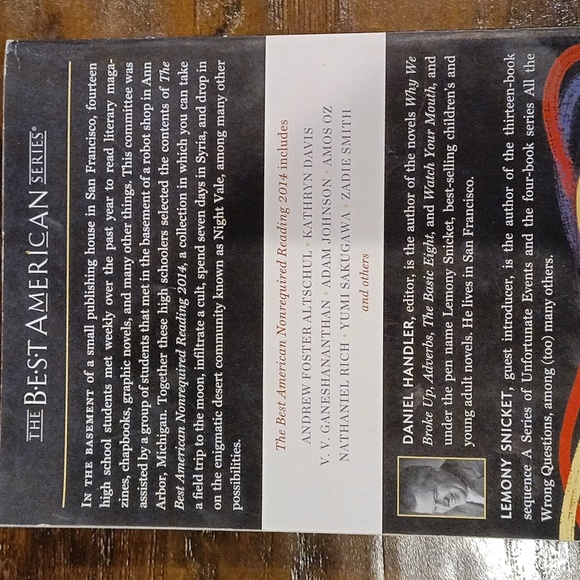 2 Books: Best American Non Required Reading 2014 | 6 Great Modern Short Novels - Picture 4 of 7